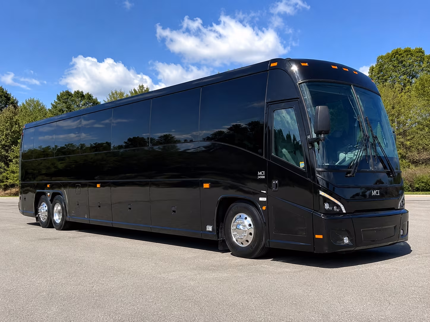 davischarterbuscompany com is the go to way to find field trip buses across the davis area