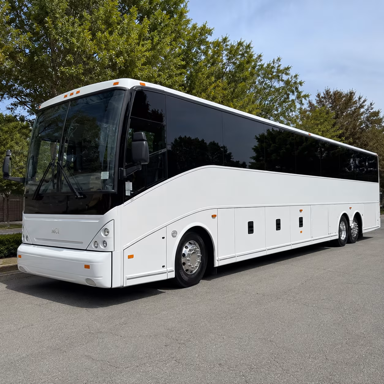 davischarterbuscompany com makes finding davis airport transportation simple no matter when you need it