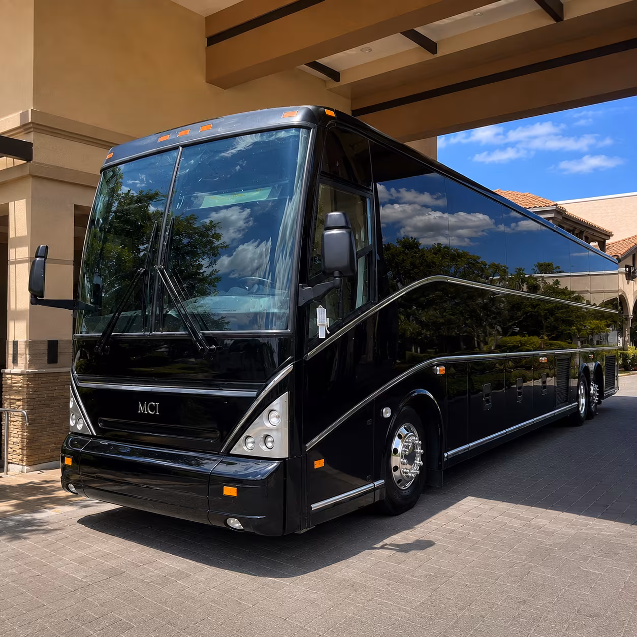 davischarterbuscompany com puts a fan bus to uc davis health stadium within reach