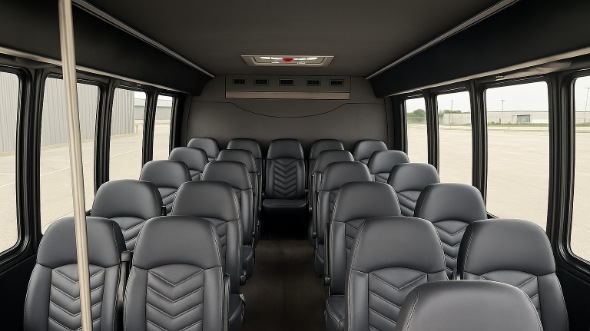 davis 30 passenger minibus rental