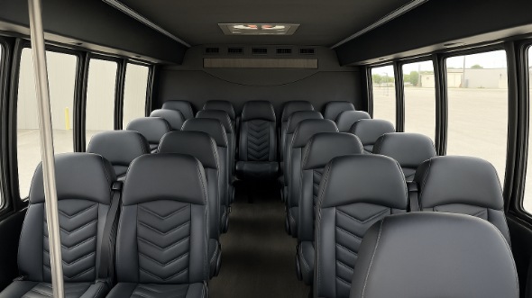 folsom 28 passenger minibus